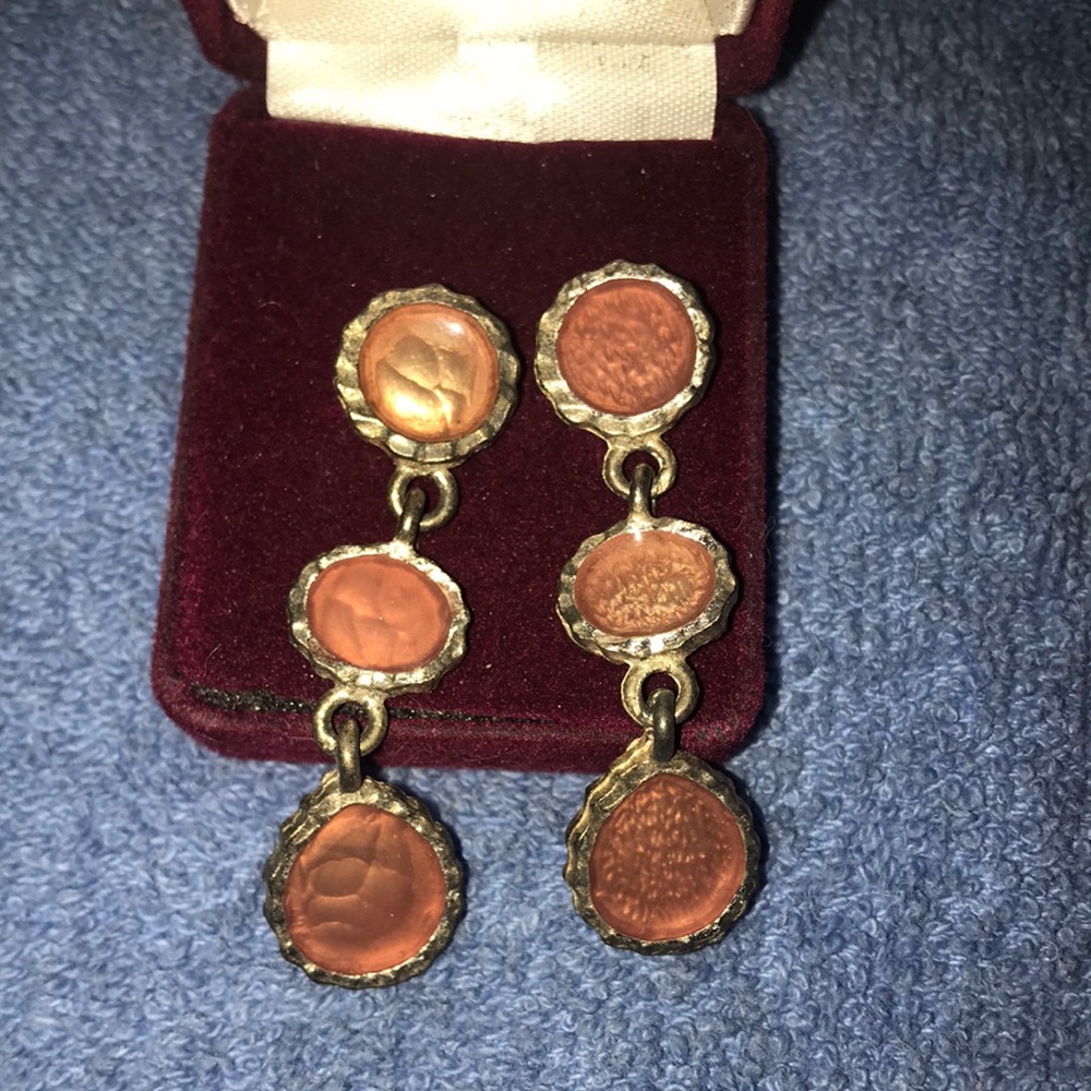 Beautiful Drop Earrings, pink and silver